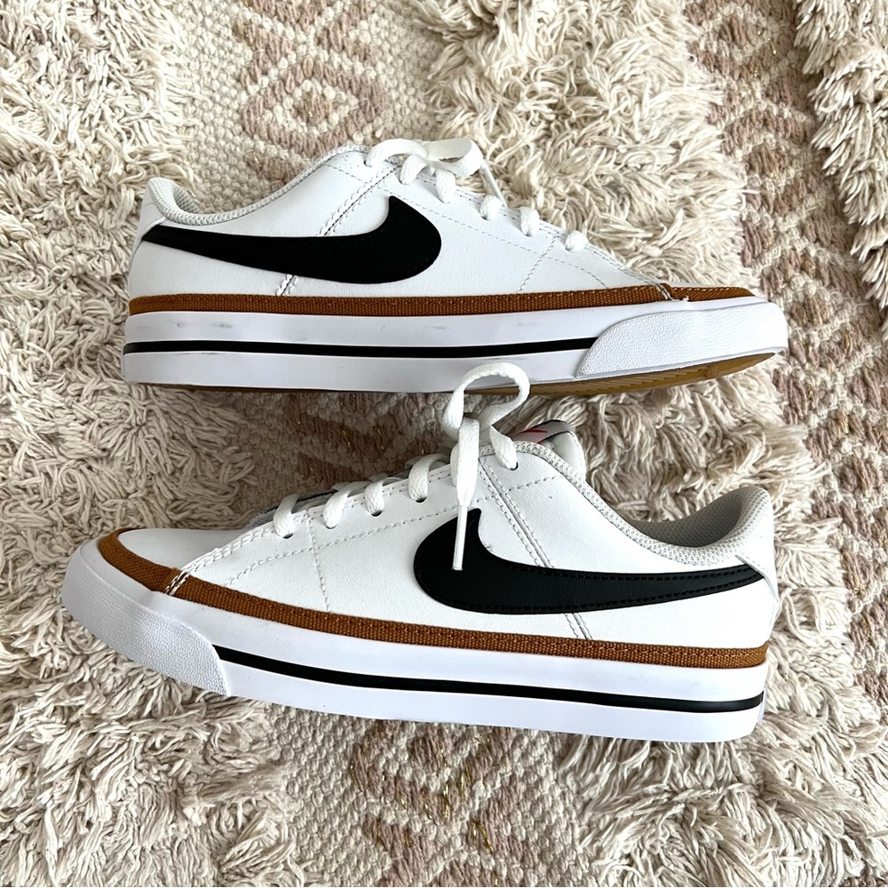 Nike Court Legacy